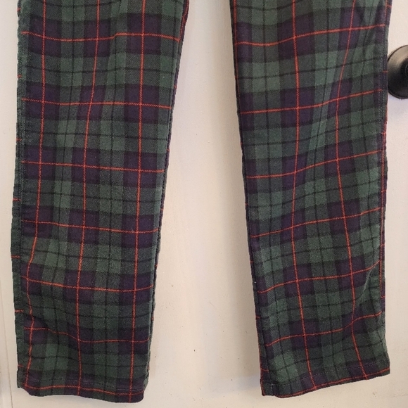 Croft & Barrow Plaid Pants Green Red Navy Christmas Holiday 10 - Picture 4 of 14